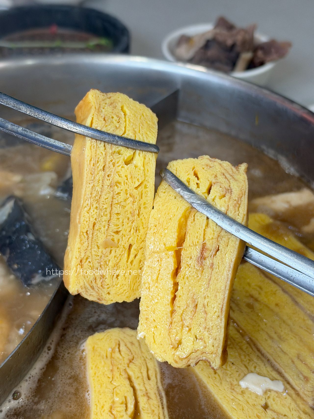 高雄前鎮火鍋｜《滿興潮汕火鍋》夢時代附近人氣鍋物！手切安格斯牛小排、爆漿牛肉丸必吃 @高雄美食底對