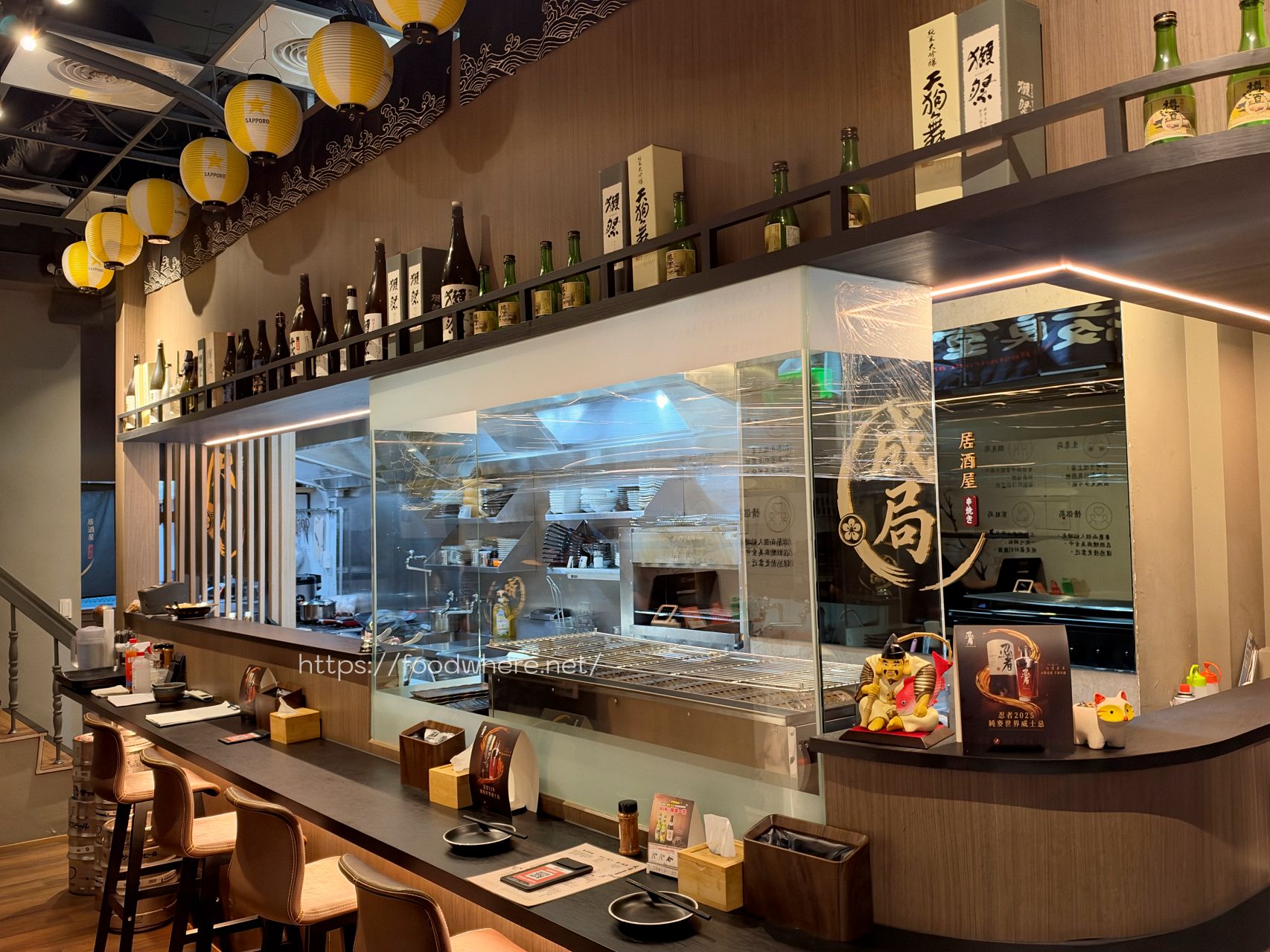 高雄三民區居酒屋《成局居酒屋》廣島生蠔限時吃到飽！雞肉串掛著上桌超吸睛 @高雄美食底對