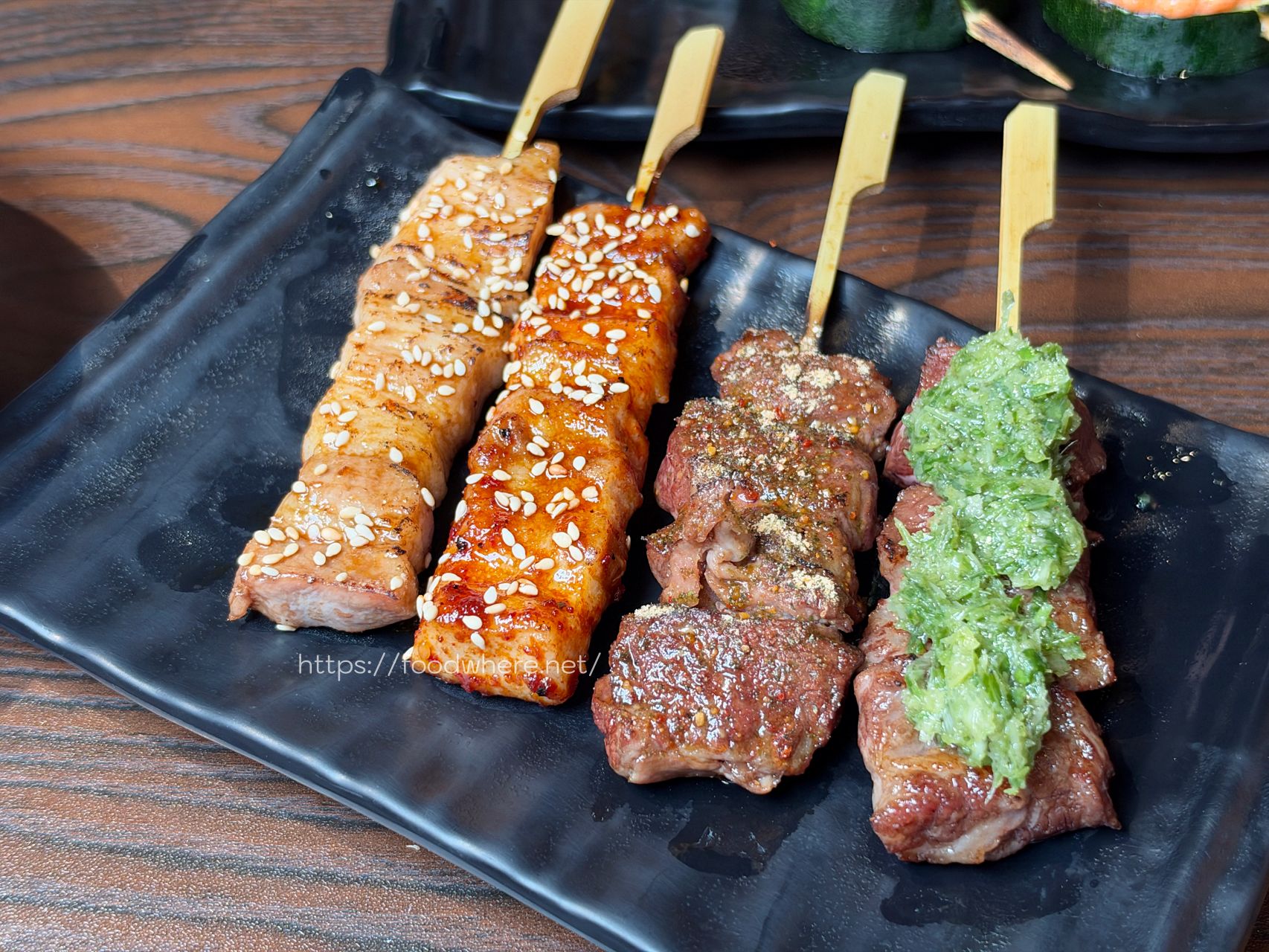 高雄三民區居酒屋《成局居酒屋》廣島生蠔限時吃到飽!雞肉串掛著上桌超吸睛 @高雄美食底對 高雄三民區居酒屋《成局居酒屋》廣島生蠔限時吃到飽!雞肉串掛著上桌超吸睛 @高雄美食底對